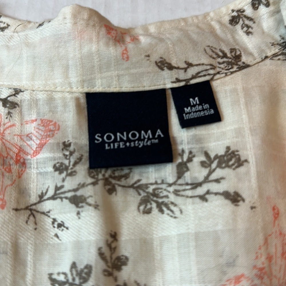 Button down sheer blouse with butterfly print - image 4